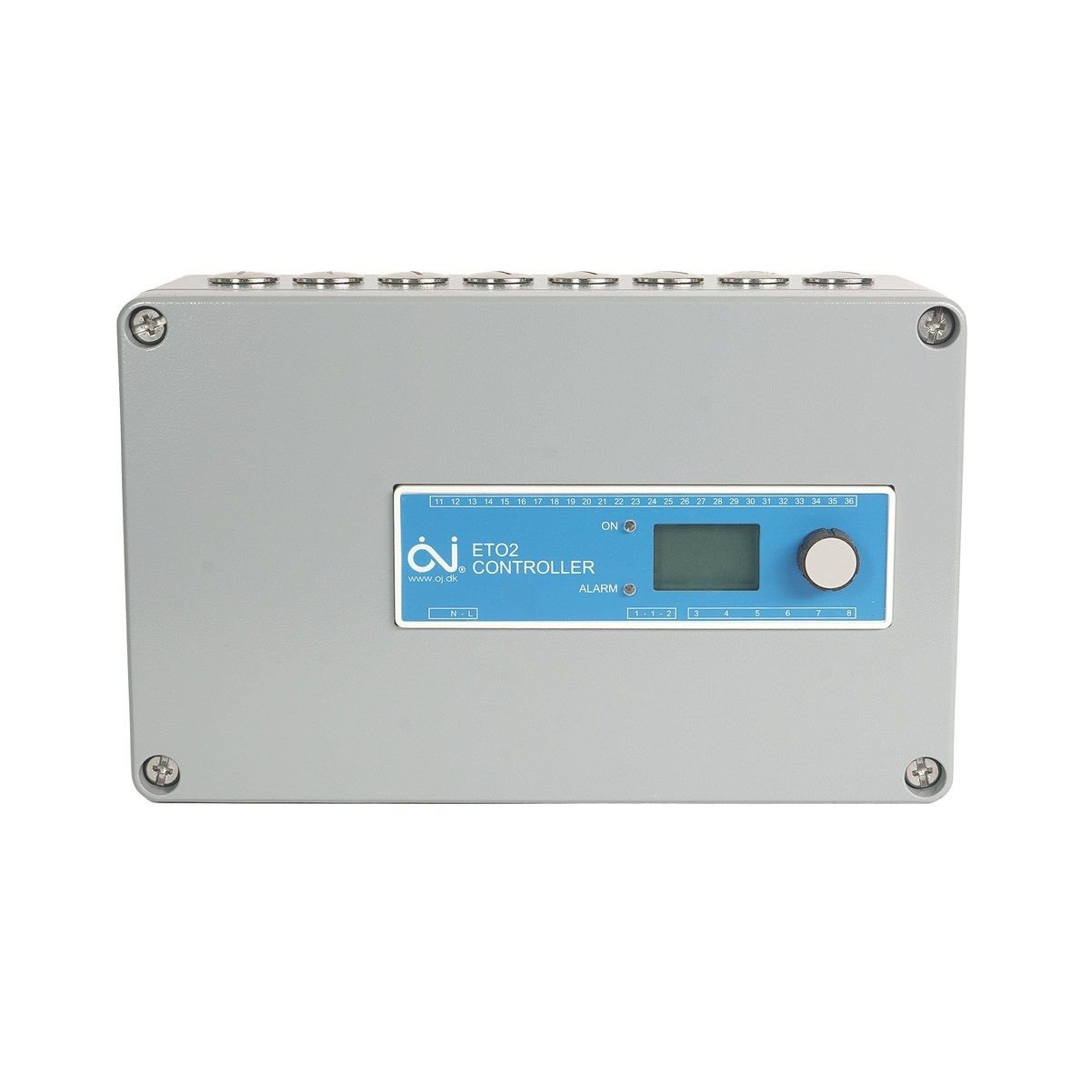Wall-mounted metal snow-melting controller with a digital display